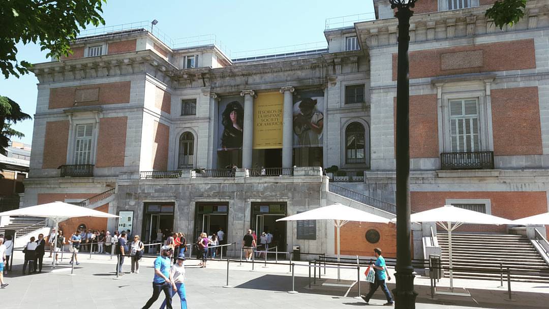 As part of our studies, we visited many museums, but my favorite would have to be the Museo Nacional del Prado, where we saw works by Goya, Rembrandt, and Diego Velázquez.